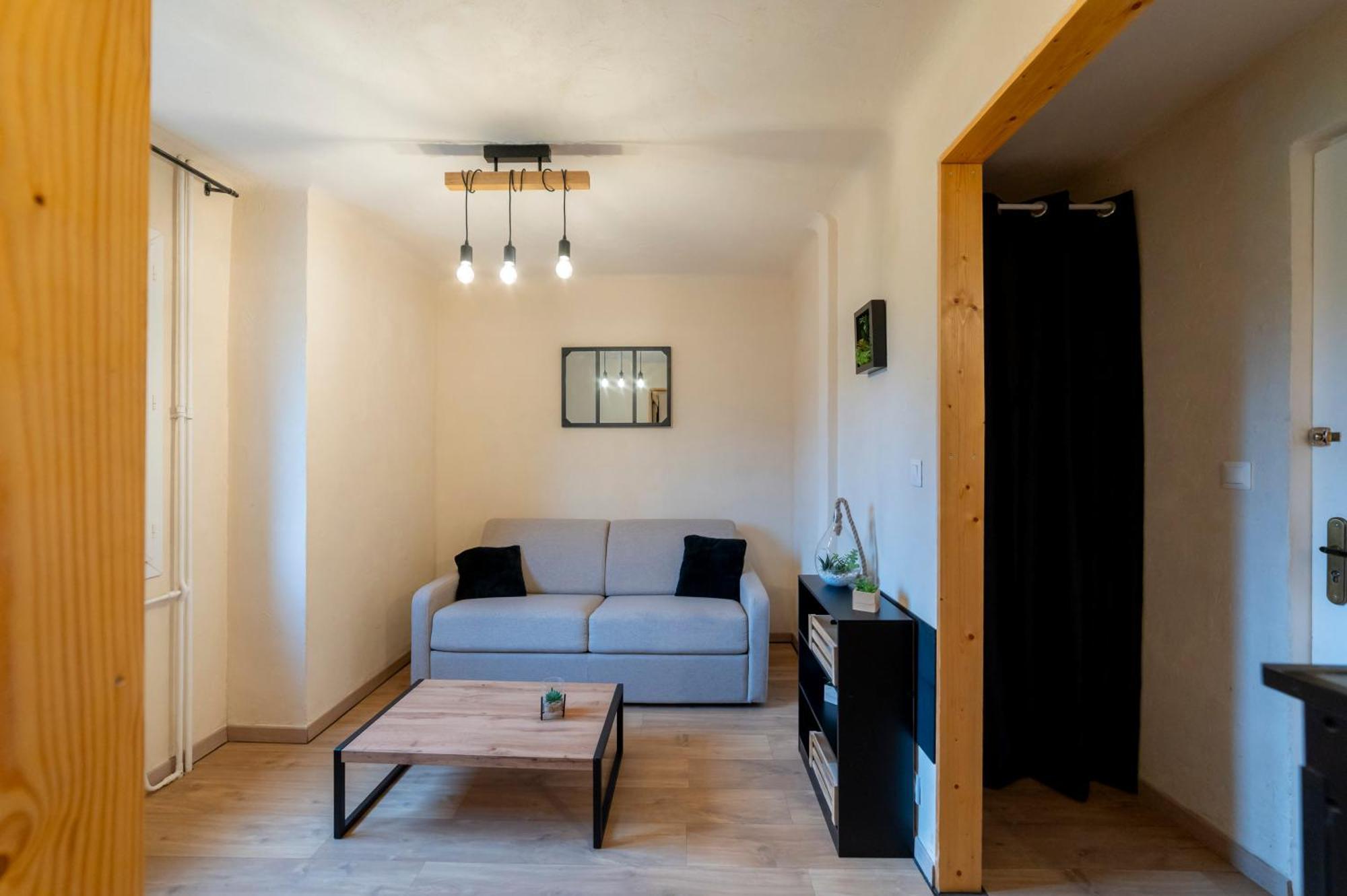 La Galleanne Studio Agreable Et Chaleureux Briançon Exterior foto